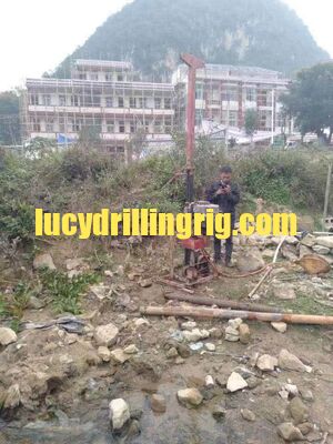 China Popular Good Quality Trailer  Mounted    Drilling Rig For 300 m Depth